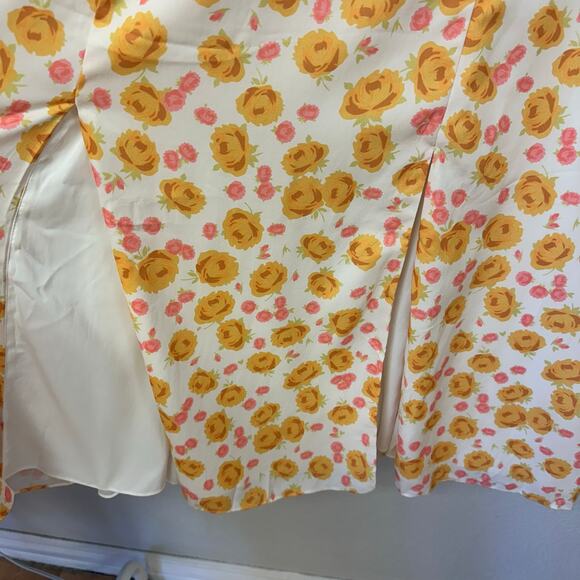 Keepsake Yellow Pink Floral Short Sleeve Midi Dress Size Medium - Picture 6 of 7
